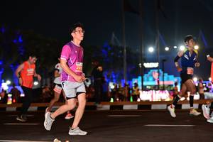 BIB: 2105
                            <button type="button" onclick="openModal(15083985)" class="btn btn-primary btn-sm float-right btn-popup" data-toggle="modal" data-target=".modal-high-quality">
                        <i class="fas fa-shopping-cart"></i> Add to Cart
                    </button>
                                            <button type="button" onclick="isThisMe(15083985, true)" class="btn btn-success btn-sm float-right btn-popup btn-isme hidden" data-toggle="tooltip" data-placement="bottom" title="นี่คือรูปของคุณใช่ไหม คลิกที่นี่เพื่อเอาเข้าอัลบั้ม">
                        <i class="fas fa-plus"></i> Add to album
                    </button>
                    <button type="button" onclick="isThisMe(15083985, false)" class="btn btn-warning btn-sm float-right btn-popup btn-isnotme hidden">
                        <i class="fas fa-ban"></i> Remove from album
                    </button>